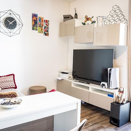 Mrb Real Estate - Maison Ludovica - Monolocale Moderno Con Giardino Фраттокке Экстерьер фото