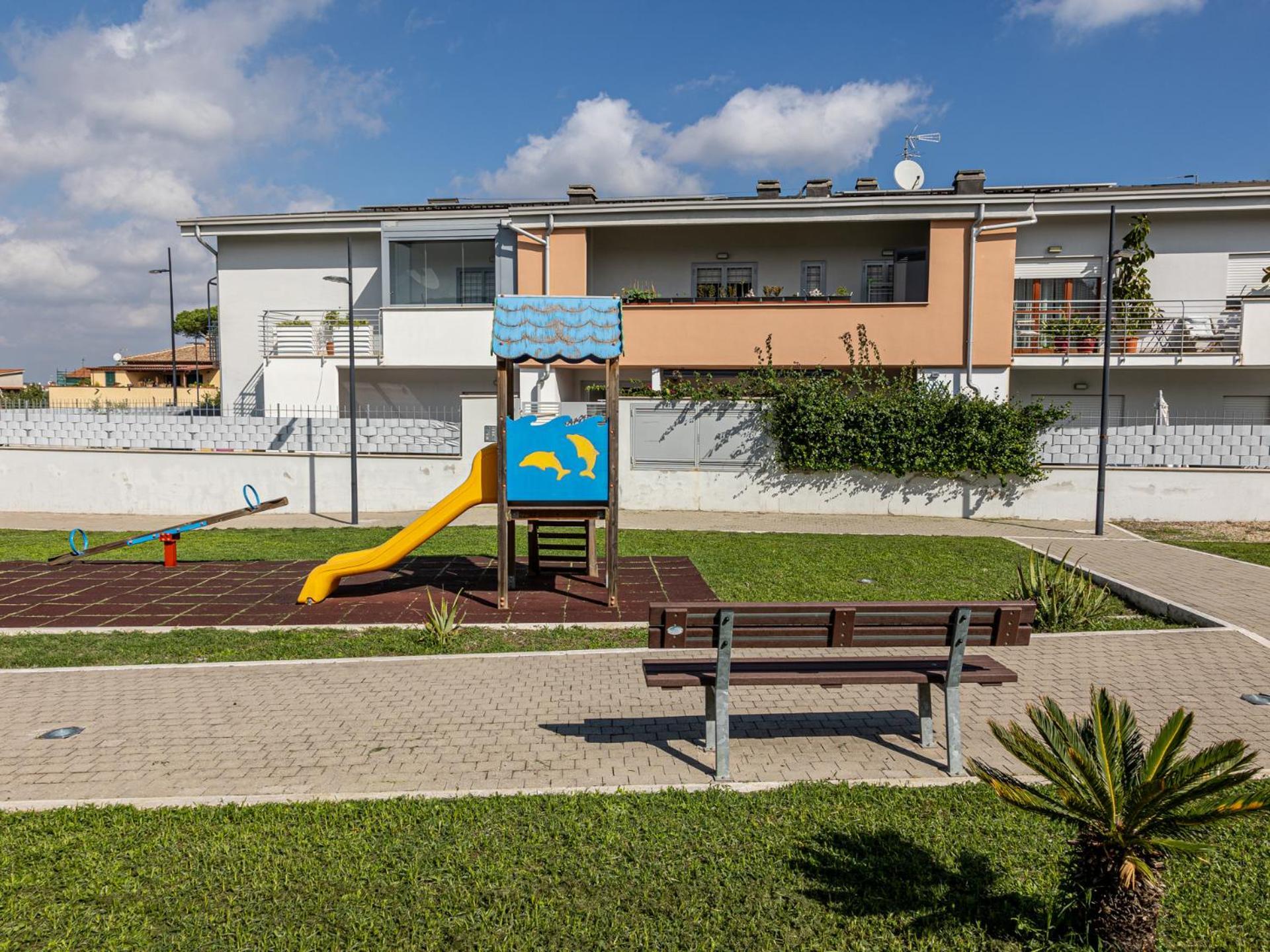 Mrb Real Estate - Maison Ludovica - Monolocale Moderno Con Giardino Фраттокке Экстерьер фото